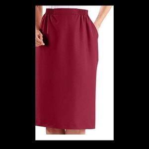 Alfred Dunner Maroon Skirt with Pockets